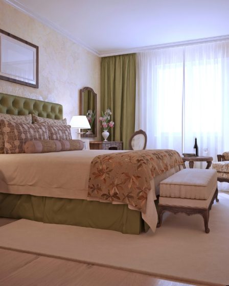 Dormitorul în Stil Mediteranean: Un sanctuar al căldurii și senzualității